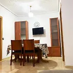 Valencia Cerca Al Puerto Shared Apartment